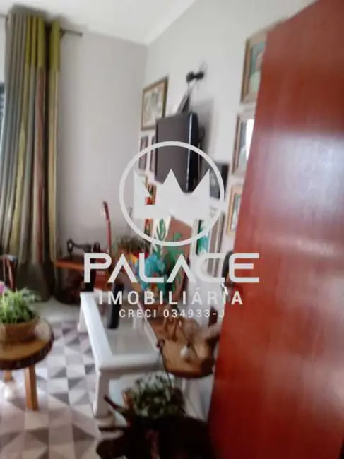 Foto 3 de Casa com 3 quartos à venda, 175m2 em Sao Pedro - SP