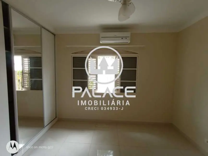 Foto 2 de Casa com 3 quartos para alugar, 300m2 em Piracicaba - SP