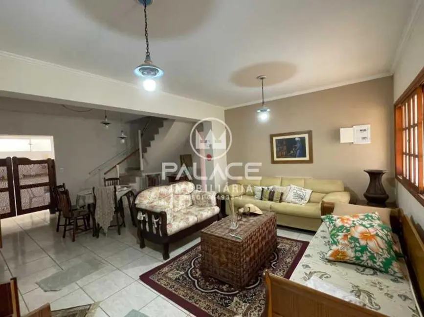 Casa com 2 quartos à venda, 120m2 em Aguas De Sao Pedro - SP - imagem 6 Foto 6 de Casa com 2 quartos à venda, 120m2 em Aguas De Sao Pedro - SP