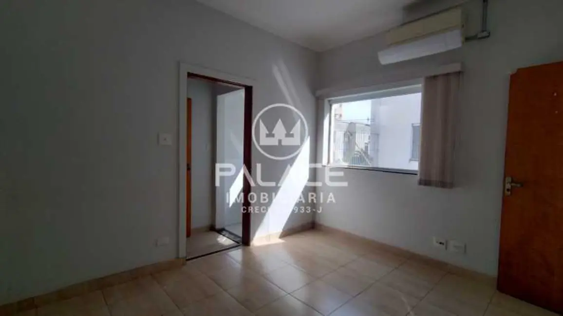 Casa Comercial para alugar, 711m2 em Piracicaba - SP - imagem 3 Foto 3 de Casa Comercial para alugar, 711m2 em Piracicaba - SP