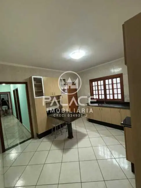 Foto 2 de Casa com 2 quartos à venda, 120m2 em Piracicaba - SP