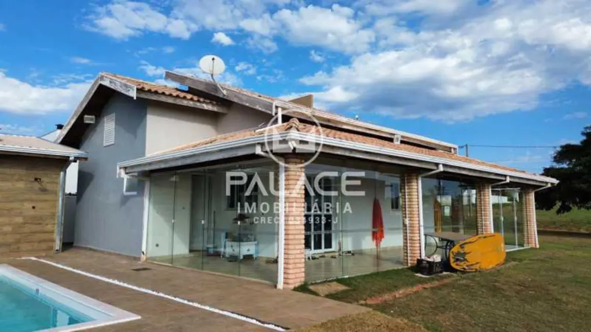 Foto 2 de Casa de Condomínio com 3 quartos à venda, 190m2 em Avare - SP