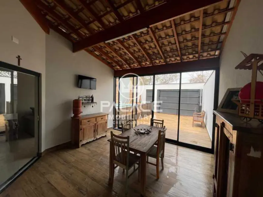 Foto 2 de Casa com 3 quartos à venda, 130m2 em Piracicaba - SP