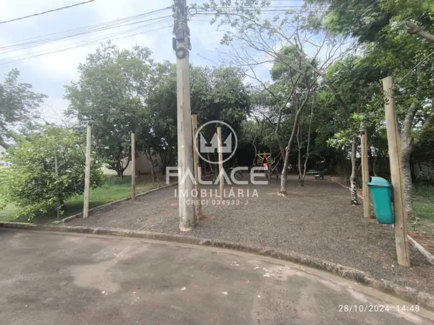 Foto 3 de Terreno / Lote à venda, 300m2 em Rio Das Pedras - SP