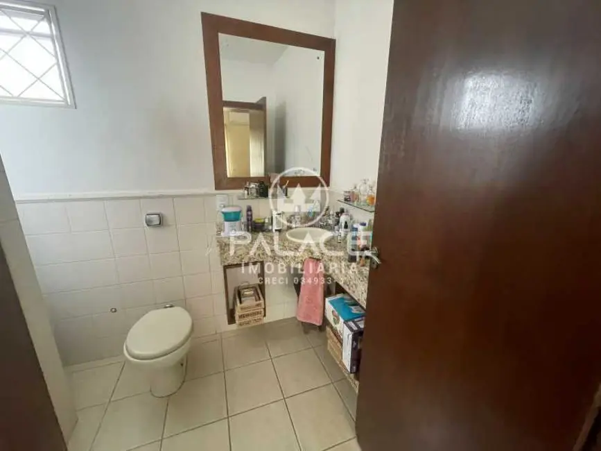 Casa com 6 quartos à venda, 325m2 em Piracicaba - SP - imagem 4 Foto 4 de Casa com 6 quartos à venda, 325m2 em Piracicaba - SP