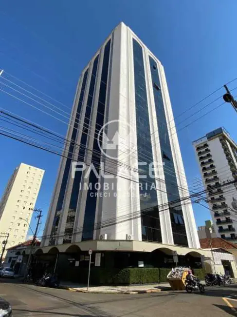 Sala Comercial com 2 quartos para alugar, 257m2 em Piracicaba - SP - imagem 1 Foto 1 de Sala Comercial com 2 quartos para alugar, 257m2 em Piracicaba - SP