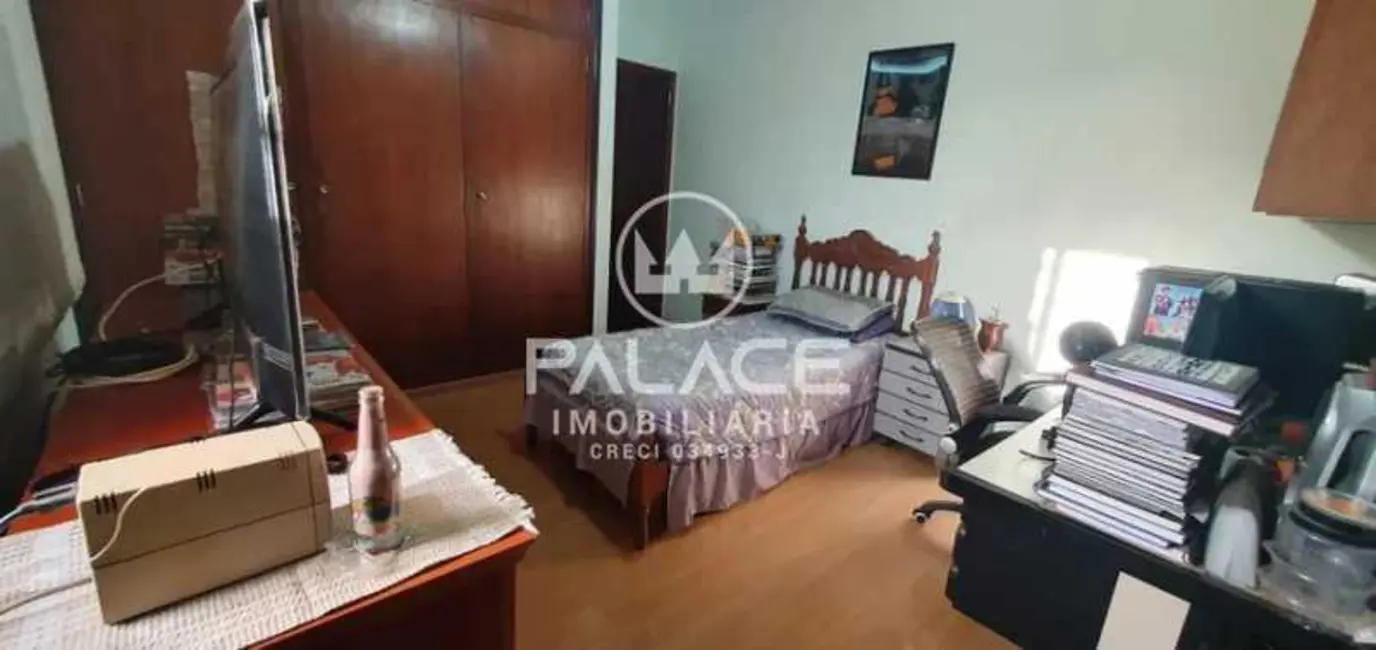 Foto 4 de Casa com 4 quartos para alugar, 286m2 em Piracicaba - SP