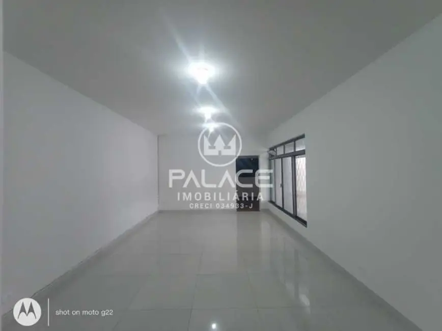 Casa com 4 quartos para alugar, 274m2 em Piracicaba - SP - imagem 5 Foto 5 de Casa com 4 quartos para alugar, 274m2 em Piracicaba - SP