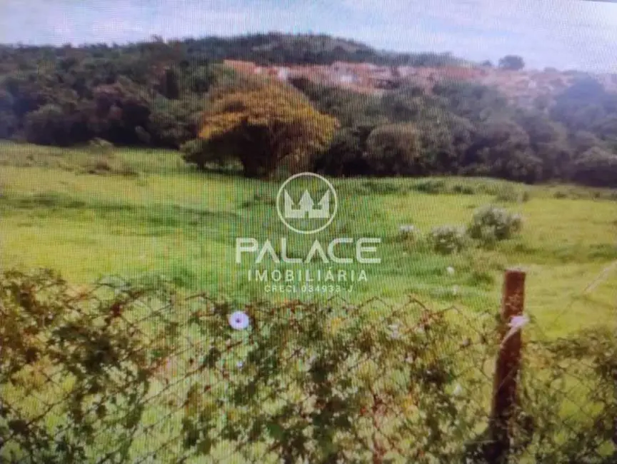 Terreno / Lote à venda, 13000m2 em Piracicaba - SP - imagem 2 Foto 2 de Terreno / Lote à venda, 13000m2 em Piracicaba - SP