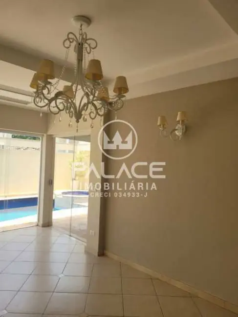 Casa de Condomínio com 3 quartos à venda, 215m2 em Piracicaba - SP - imagem 3 Foto 3 de Casa de Condomínio com 3 quartos à venda, 215m2 em Piracicaba - SP