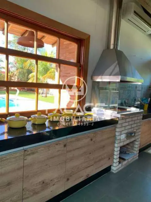 Foto 8 de Casa de Condomínio com 3 quartos à venda, 480m2 em Santa Maria Da Serra - SP