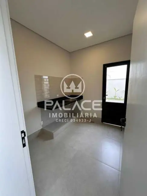Casa de Condomínio com 3 quartos à venda, 243m2 em Piracicaba - SP - imagem 4 Foto 4 de Casa de Condomínio com 3 quartos à venda, 243m2 em Piracicaba - SP