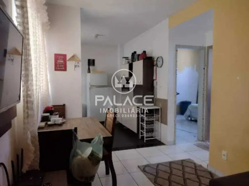 Foto 2 de Apartamento com 2 quartos à venda, 49m2 em Piracicaba - SP