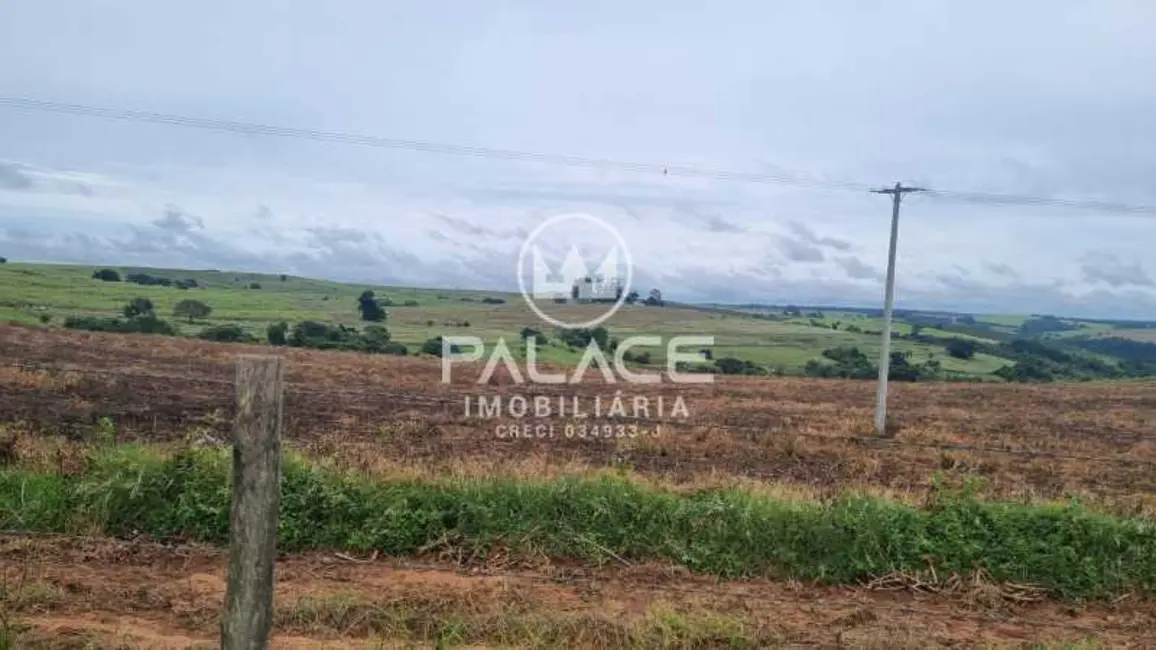 Foto 5 de Fazenda / Haras com 3 quartos à venda, 400m2 em Anhembi - SP