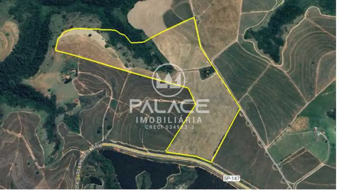 Foto 1 de Fazenda / Haras com 3 quartos à venda, 400m2 em Anhembi - SP