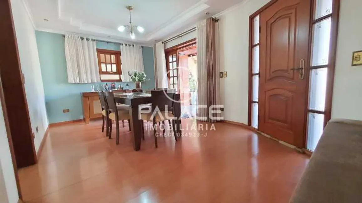 Casa com 3 quartos à venda, 235m2 em Piracicaba - SP - imagem 6 Foto 6 de Casa com 3 quartos à venda, 235m2 em Piracicaba - SP