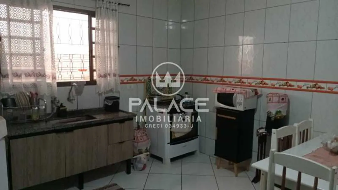 Foto 2 de Casa com 2 quartos à venda, 90m2 em Piracicaba - SP