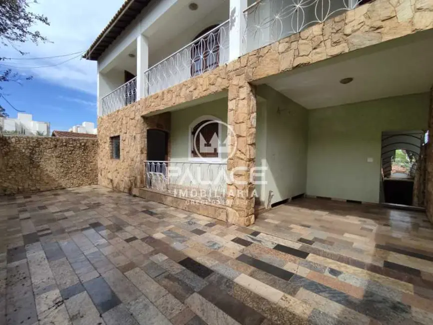 Casa com 6 quartos à venda, 376m2 em Piracicaba - SP - imagem 1 Foto 1 de Casa com 6 quartos à venda, 376m2 em Piracicaba - SP