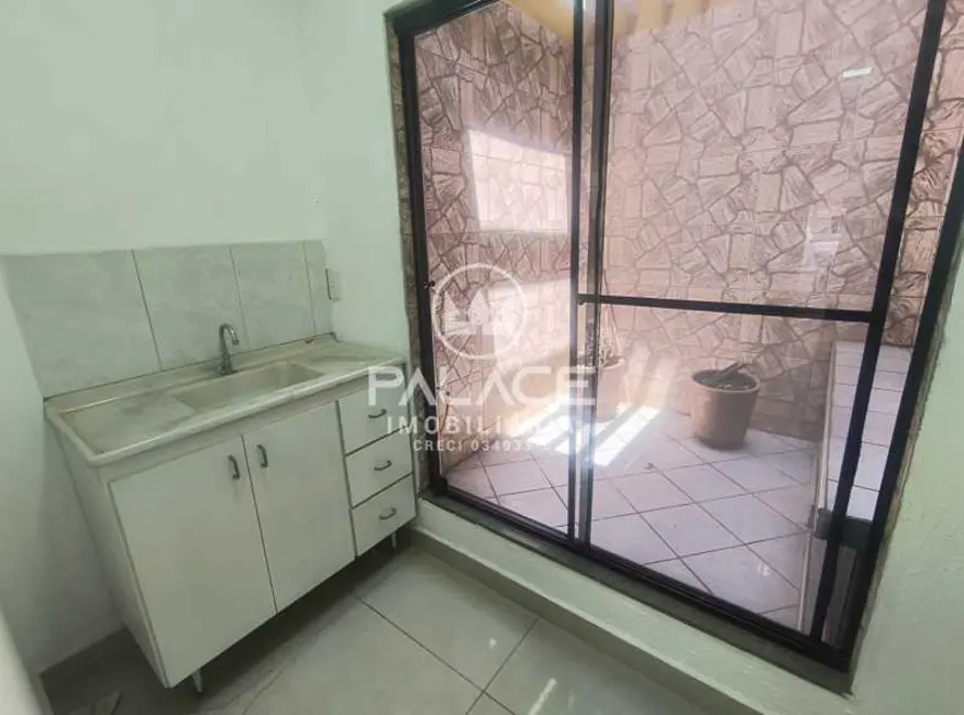 Casa com 4 quartos para alugar, 251m2 em Piracicaba - SP - imagem 4 Foto 4 de Casa com 4 quartos para alugar, 251m2 em Piracicaba - SP