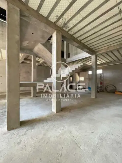 Foto 3 de Loja à venda, 458m2 em Piracicaba - SP