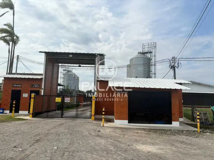 Foto 3 de Fazenda / Haras à venda, 12000m2 em Conchas - SP