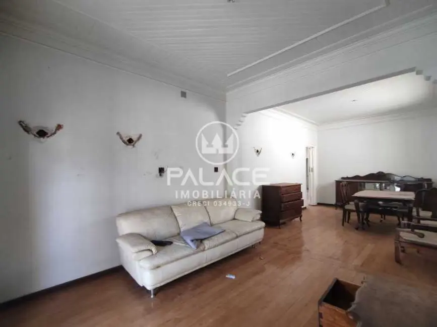 Foto 3 de Casa Comercial com 4 quartos para alugar, 215m2 em Piracicaba - SP