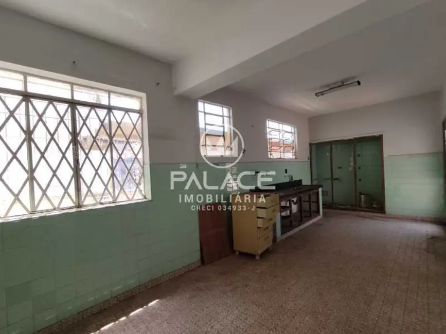 Foto 9 de Casa Comercial com 4 quartos para alugar, 215m2 em Piracicaba - SP
