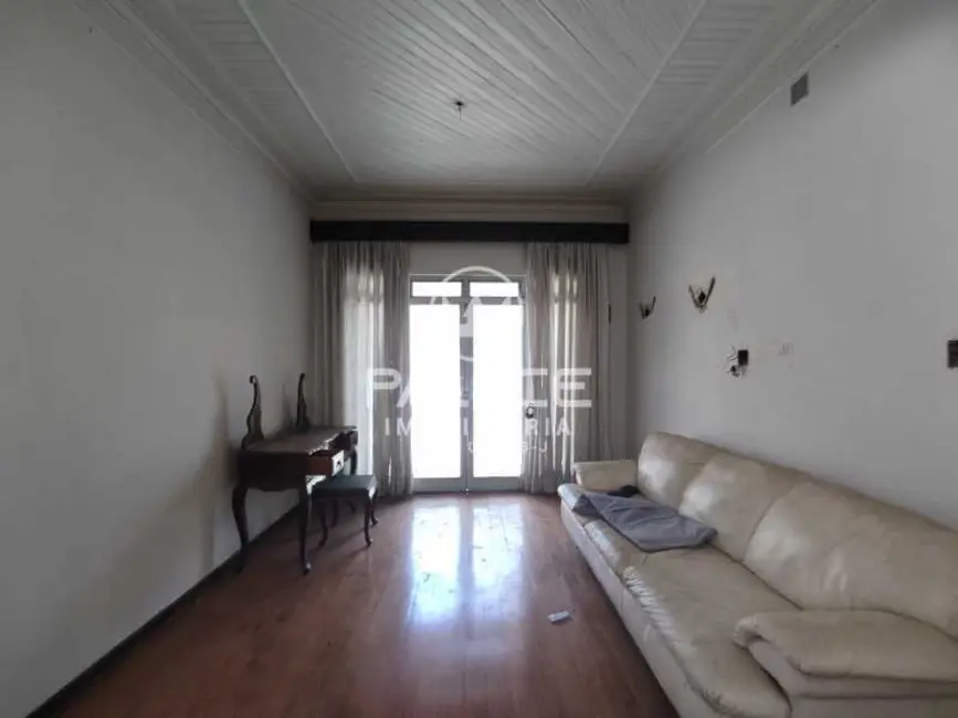 Foto 8 de Casa Comercial com 4 quartos para alugar, 215m2 em Piracicaba - SP