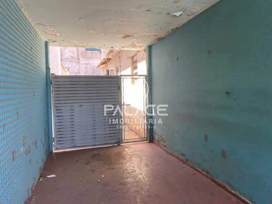 Foto 2 de Casa Comercial com 2 quartos para alugar, 182m2 em Piracicaba - SP
