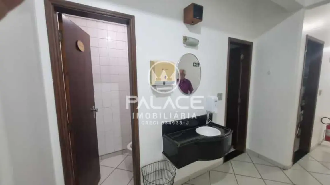 Sala Comercial à venda e para alugar, 909m2 em Piracicaba - SP - imagem 4 Foto 4 de Sala Comercial à venda e para alugar, 909m2 em Piracicaba - SP