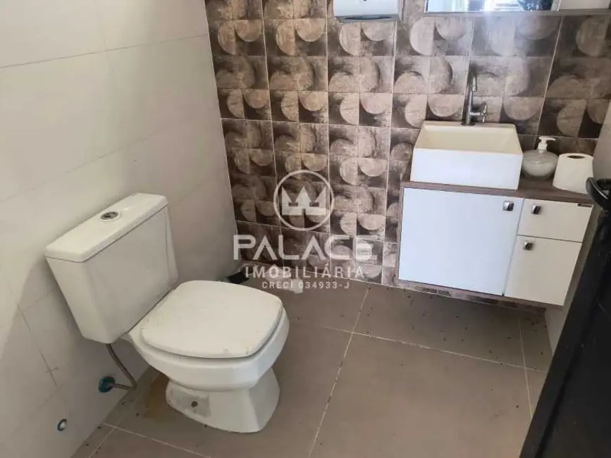 Loja para alugar, 137m2 em Piracicaba - SP - imagem 4 Foto 4 de Loja para alugar, 137m2 em Piracicaba - SP