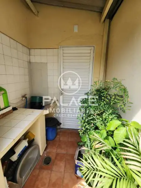 Foto 6 de Casa Comercial à venda e para alugar, 80m2 em Piracicaba - SP