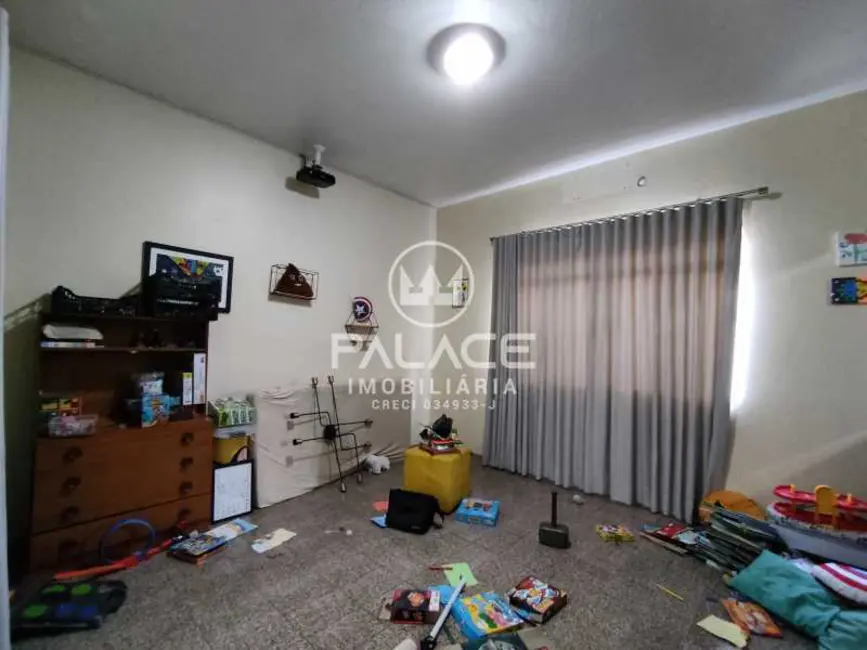 Casa com 4 quartos à venda, 283m2 em Piracicaba - SP - imagem 8 Foto 8 de Casa com 4 quartos à venda, 283m2 em Piracicaba - SP