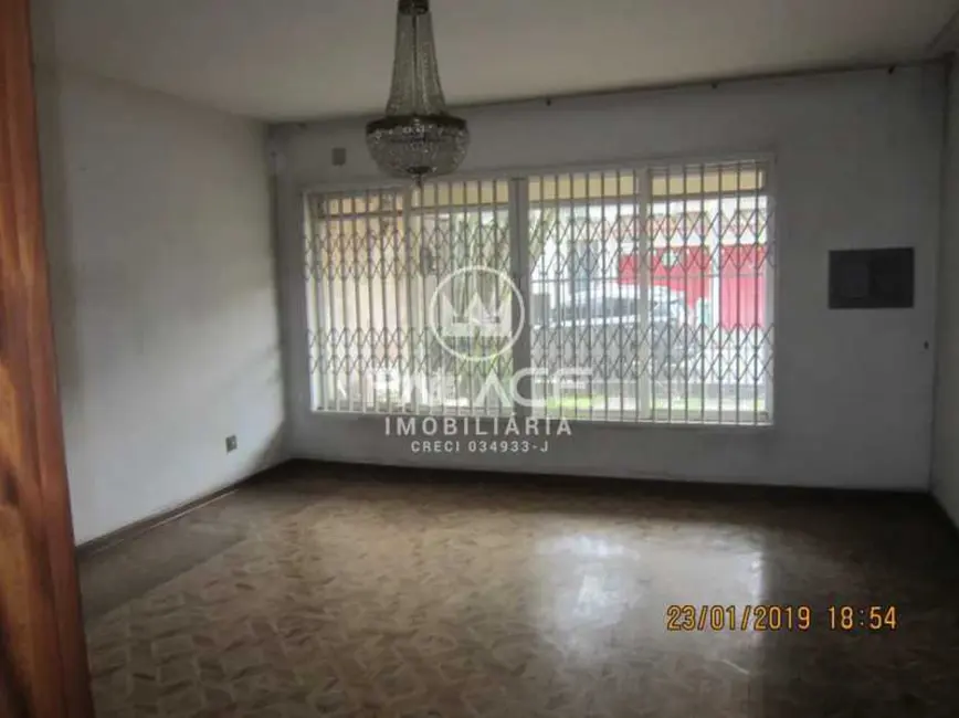 Casa Comercial com 5 quartos à venda, 270m2 em Piracicaba - SP - imagem 3 Foto 3 de Casa Comercial com 5 quartos à venda, 270m2 em Piracicaba - SP