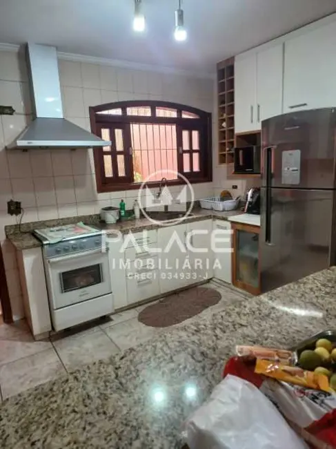 Casa com 3 quartos à venda, 170m2 em Piracicaba - SP - imagem 1 Foto 1 de Casa com 3 quartos à venda, 170m2 em Piracicaba - SP