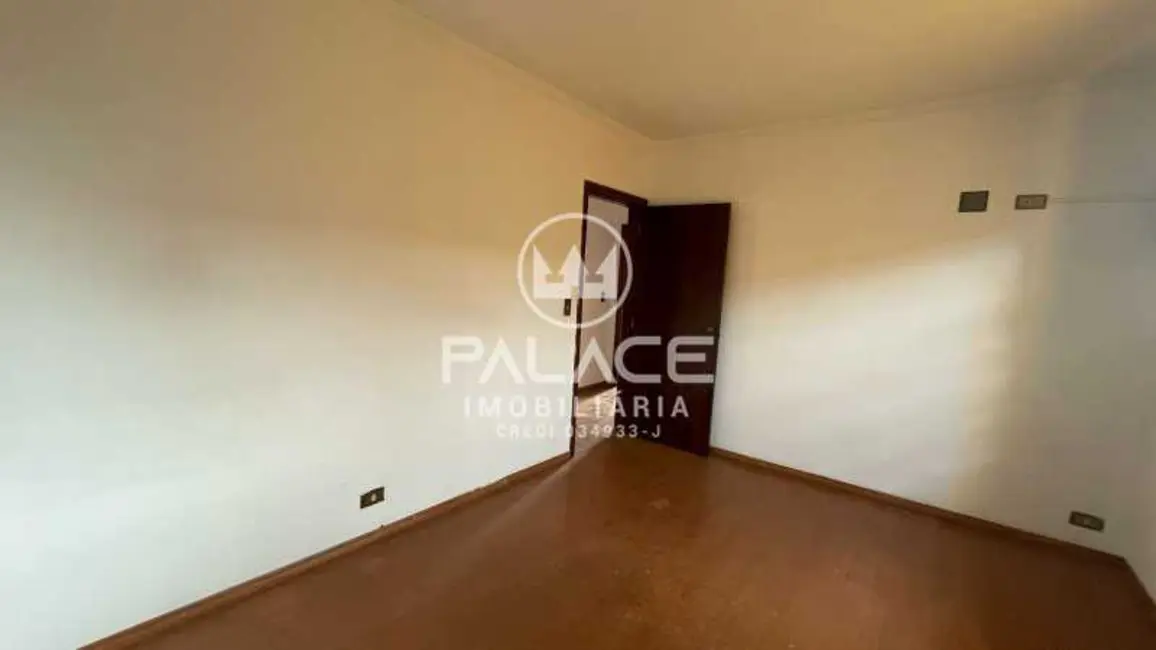 Foto 9 de Casa com 4 quartos à venda, 215m2 em Piracicaba - SP