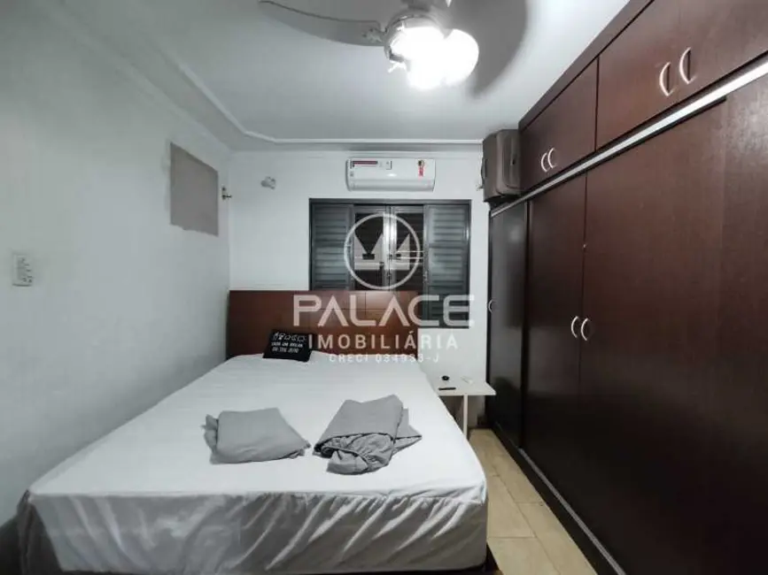 Chácara com 6 quartos para alugar, 500m2 em Piracicaba - SP - imagem 4 Foto 4 de Chácara com 6 quartos para alugar, 500m2 em Piracicaba - SP