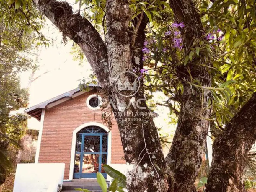 Foto 3 de Chácara com 10 quartos à venda e para alugar, 1300m2 em Laranjal Paulista - SP