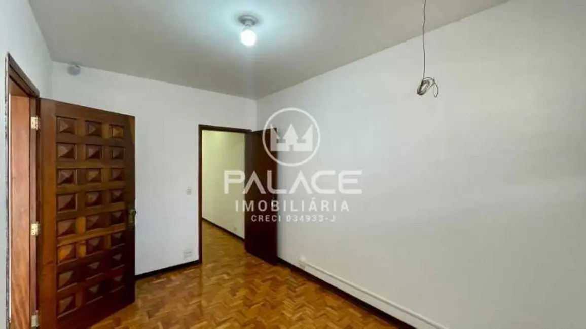 Foto 3 de Casa Comercial com 3 quartos para alugar, 210m2 em Piracicaba - SP