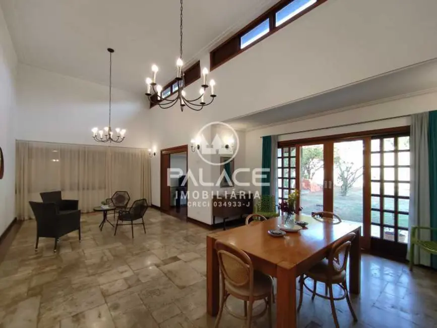 Foto 1 de Casa com 3 quartos à venda, 241m2 em Piracicaba - SP