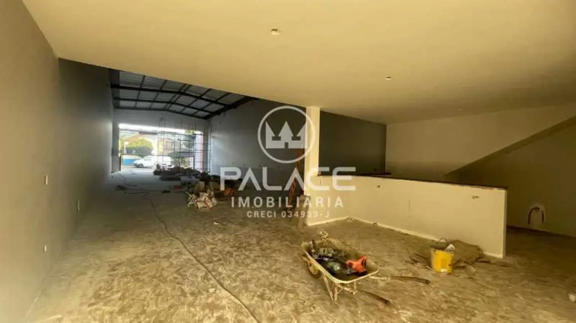 Foto 4 de Loja para alugar, 555m2 em Piracicaba - SP