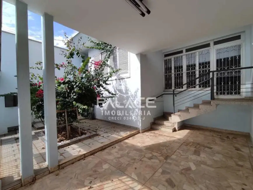 Foto 2 de Casa Comercial com 2 quartos para alugar, 166m2 em Piracicaba - SP