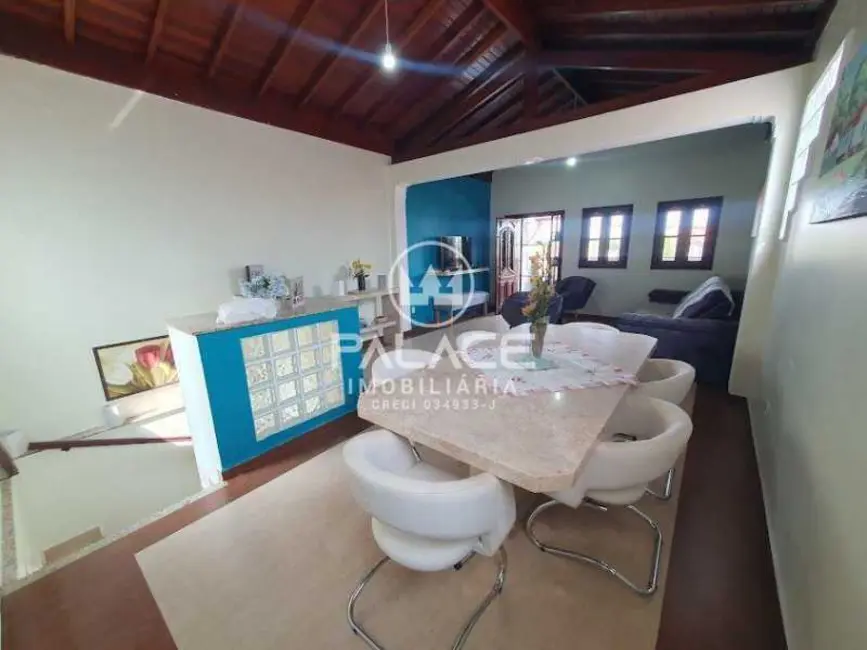 Foto 3 de Casa com 2 quartos à venda, 125m2 em Piracicaba - SP