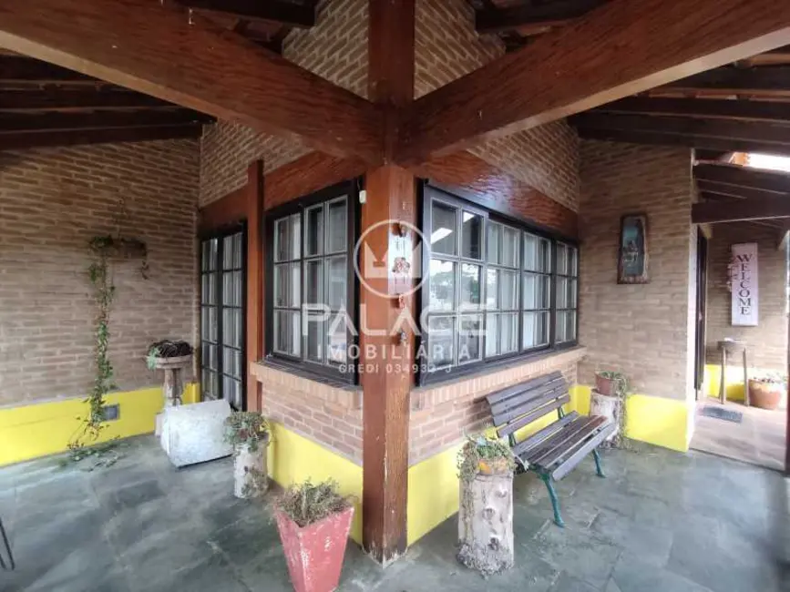 Casa com 4 quartos à venda, 453m2 em Piracicaba - SP - imagem 4 Foto 4 de Casa com 4 quartos à venda, 453m2 em Piracicaba - SP