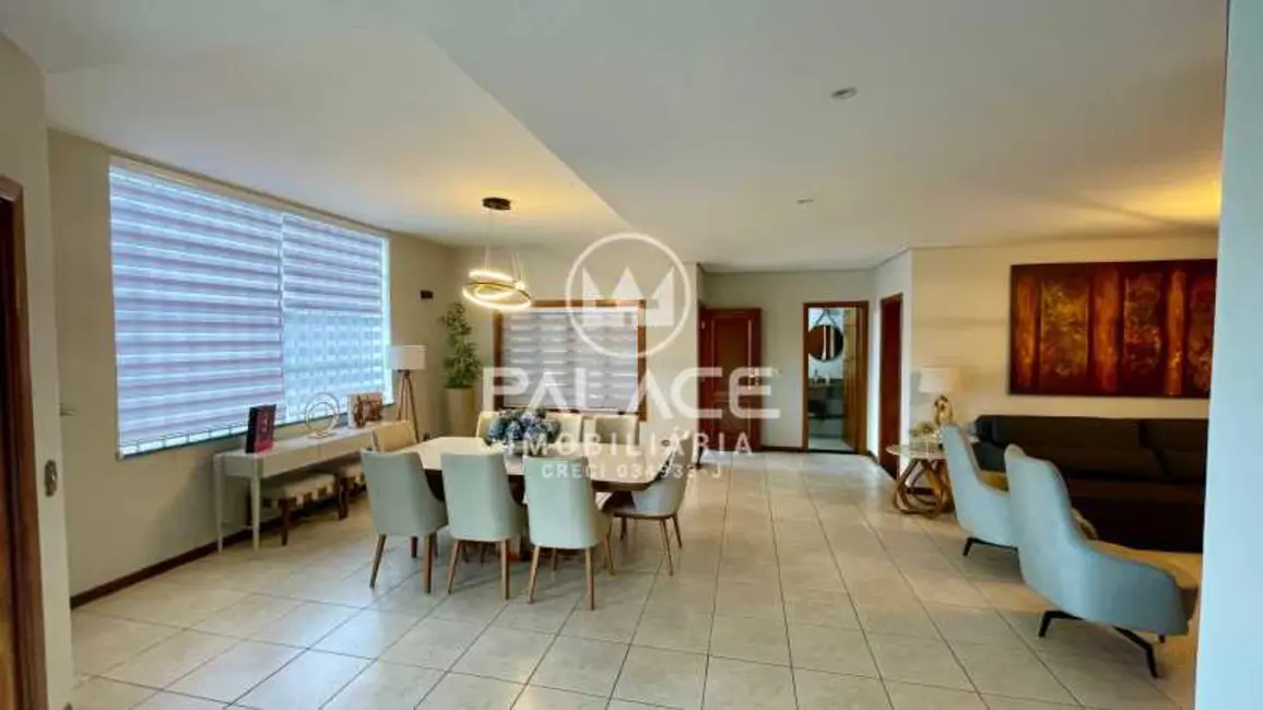 Foto 2 de Casa com 3 quartos à venda e para alugar, 370m2 em Piracicaba - SP