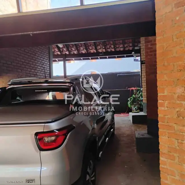 Casa com 2 quartos para alugar, 147m2 em Piracicaba - SP - imagem 3 Foto 3 de Casa com 2 quartos para alugar, 147m2 em Piracicaba - SP