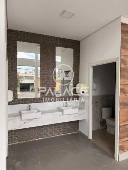 Loja para alugar, 343m2 em Piracicaba - SP - imagem 9 Foto 9 de Loja para alugar, 343m2 em Piracicaba - SP