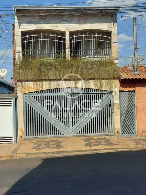 Foto 1 de Casa com 3 quartos à venda, 219m2 em Piracicaba - SP