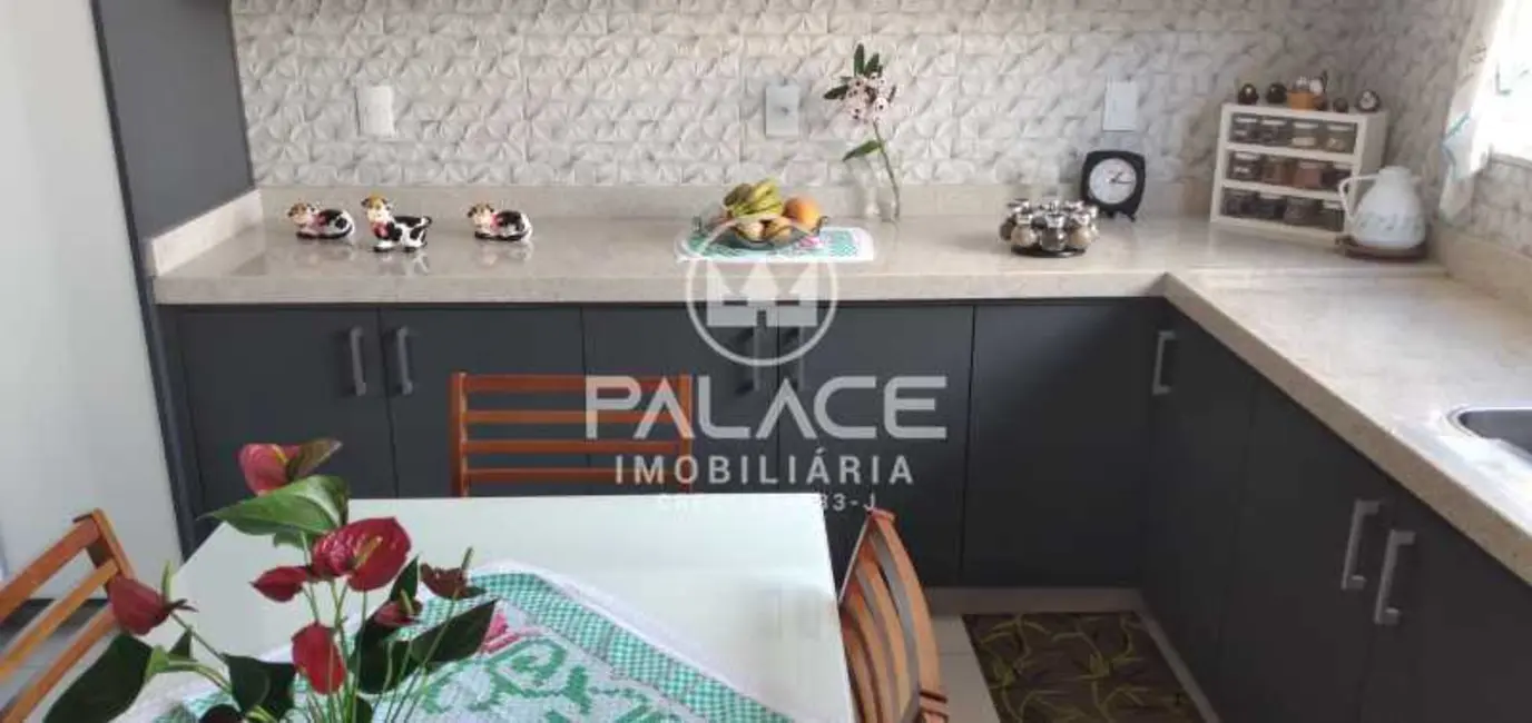 Casa com 3 quartos à venda, 219m2 em Piracicaba - SP - imagem 8 Foto 8 de Casa com 3 quartos à venda, 219m2 em Piracicaba - SP