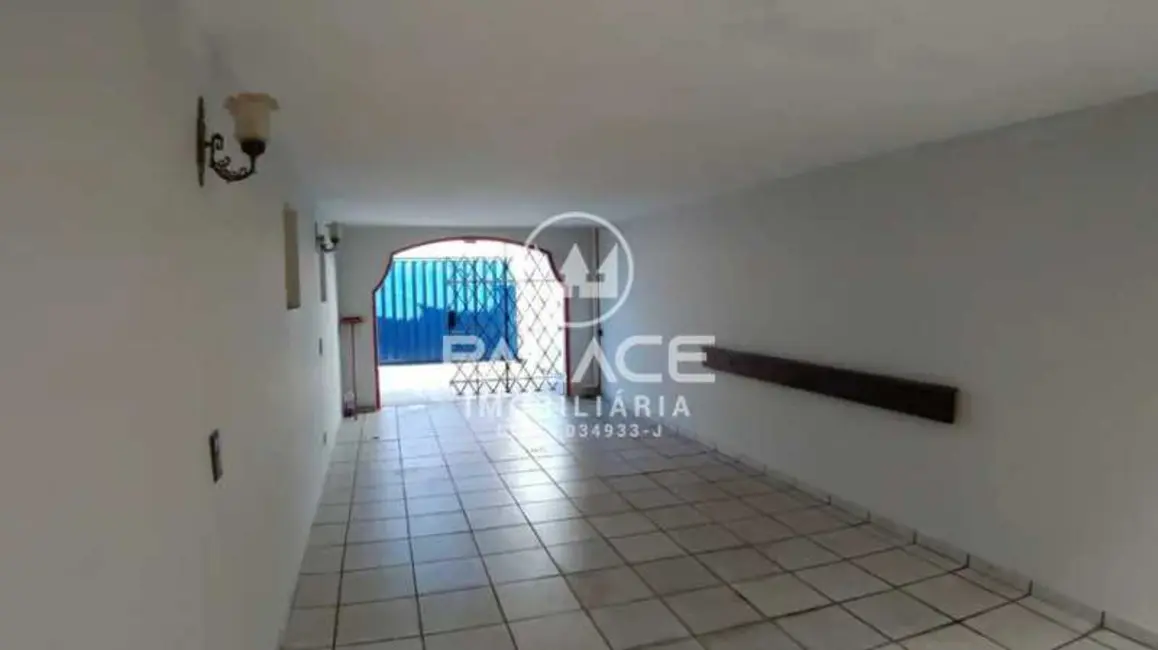 Foto 2 de Casa com 4 quartos à venda, 245m2 em Piracicaba - SP